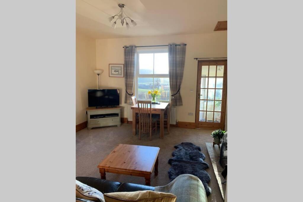 Hilltop Cottage Thropton 외부 사진