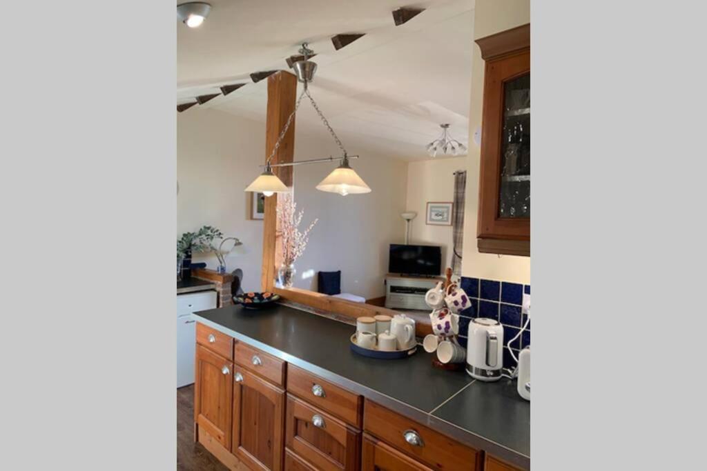 Hilltop Cottage Thropton 외부 사진